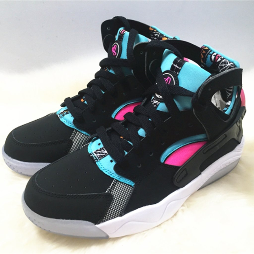 Nike Flight Huarache Gs 705281 003 Brand New